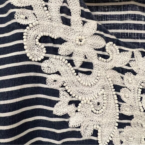 - Talbots blue/white striped linen embroidered top Sz XL - Picture 3 of 9
